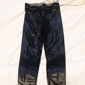 Koral Aden Legging - Black Size Small